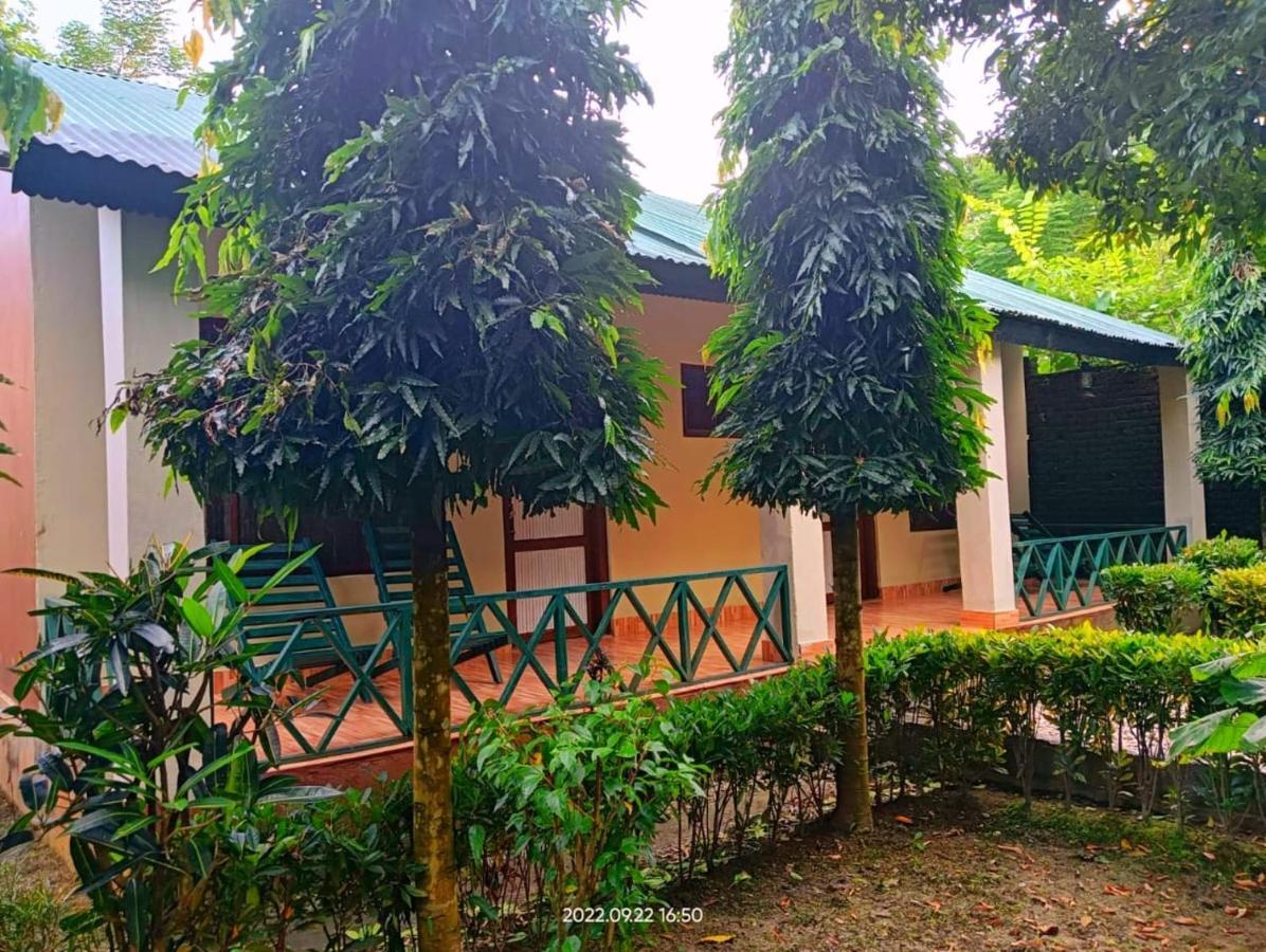 Hotel Butterfly - Peaceful Garden For Nature Lovers Саураха Екстериор снимка